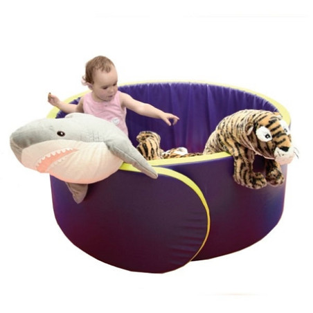 Circular ball pool